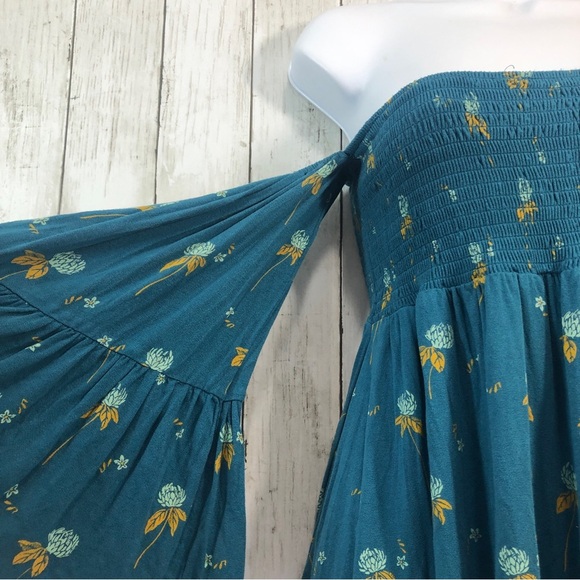 Free People Lana Off the Shoulder Smock Bodice Tunic Top Small - Picture 3 of 9